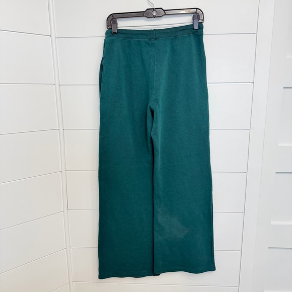 HDYWT how do you wear that Green wide leg joggers sweatpants 23432 - Picture 3 of 8